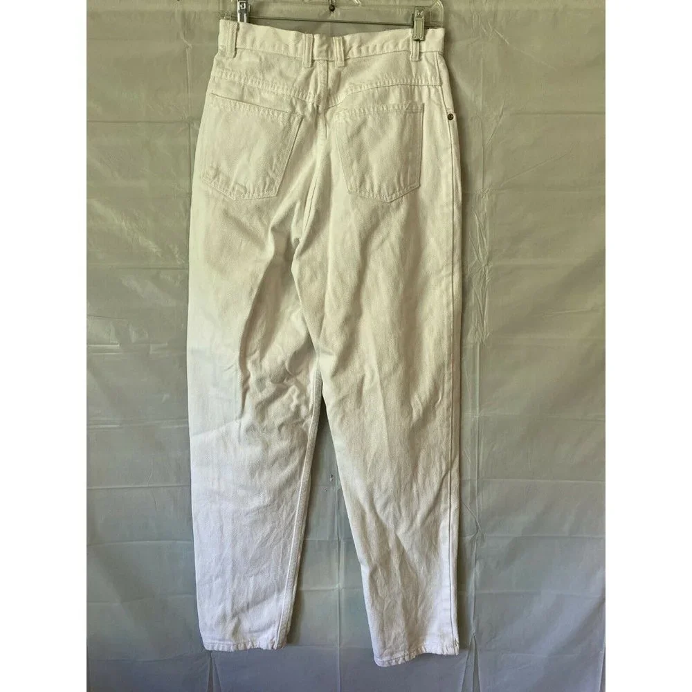 Crossroads vintage white